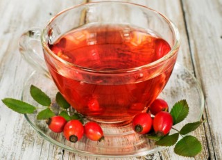 Чай из шиповника – ценный витаминный напиток