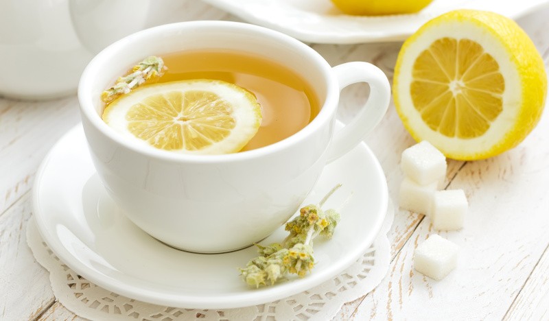 Чай с лимоном: полезные свойства и противопоказания