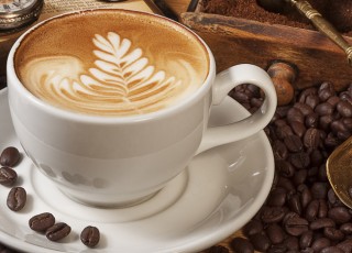 Чашки для капучино: как подать кофе красиво