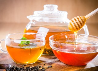 Чай с медом: польза, способы приготовления и противопоказания