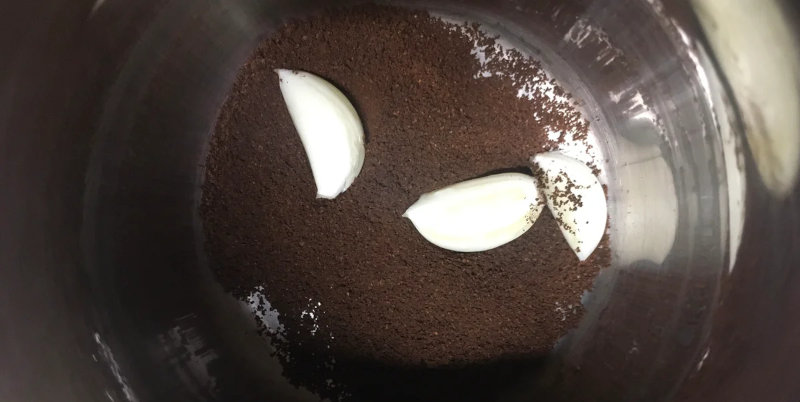 Чеснок в турке